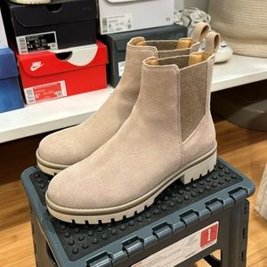 Crown Vintage Chelsea Boot